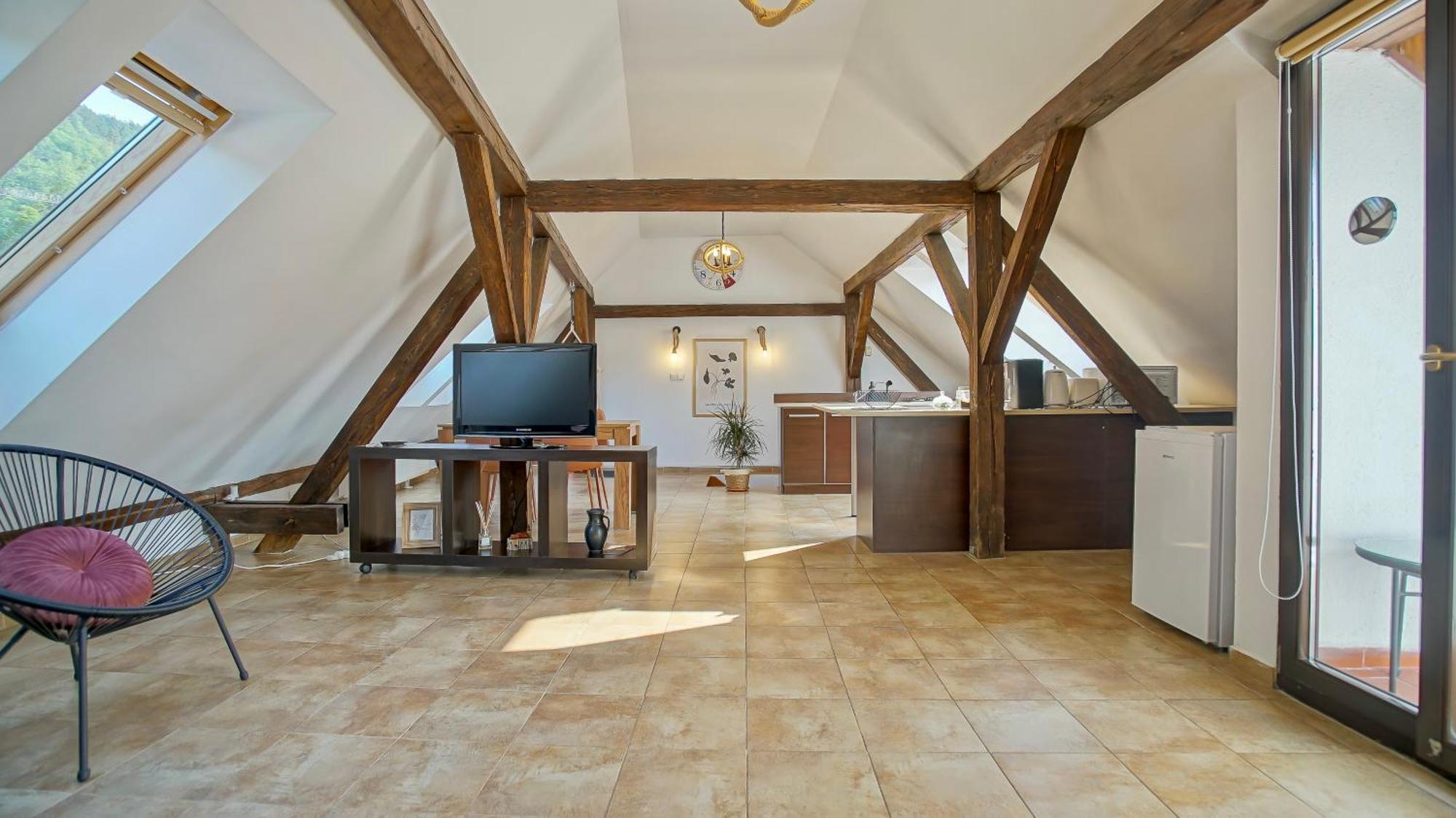 Rooftop Proprety With Large Terrace & Stunning Views - Braşov Dış mekan fotoğraf